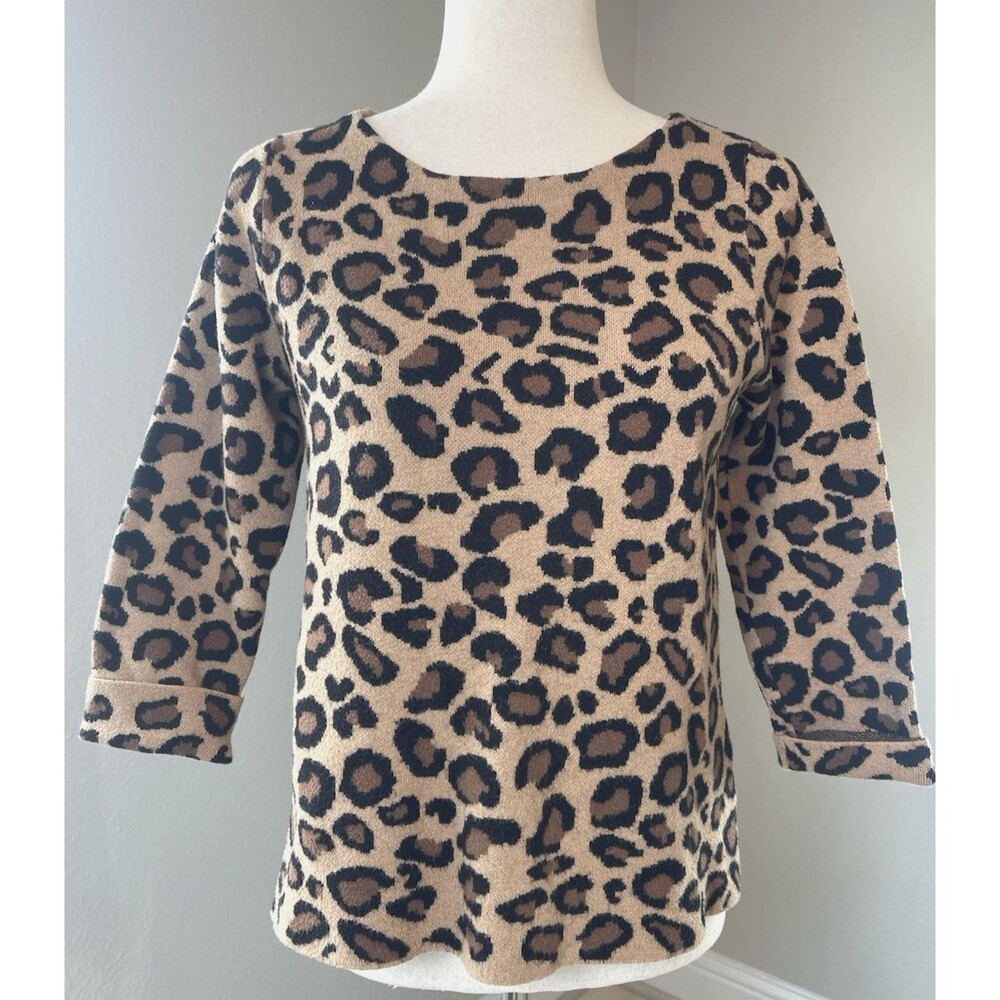 Tahari womens 3/4 sleeve bodycon leopard print stretch sweater Medium